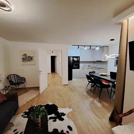 Zoya Del Mar Apartman
